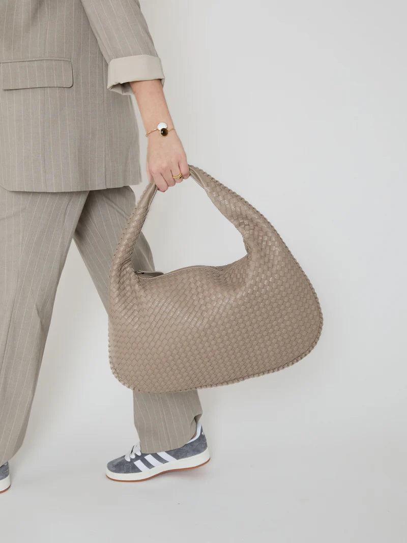 BORSA GRANDE IN PELLE BEIGE - EMANUELA DELLUCCI™️