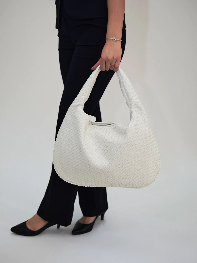 BIG WHITE LEATHER BAG-EMANUELA DELLUCCI™️