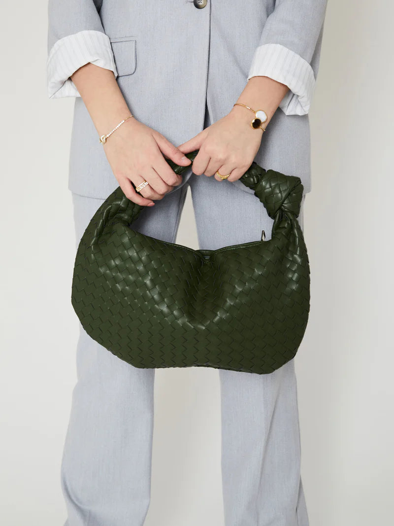 BORSA MEDIA IN PELLE VERDE - EMANUELA DELLACCI™️